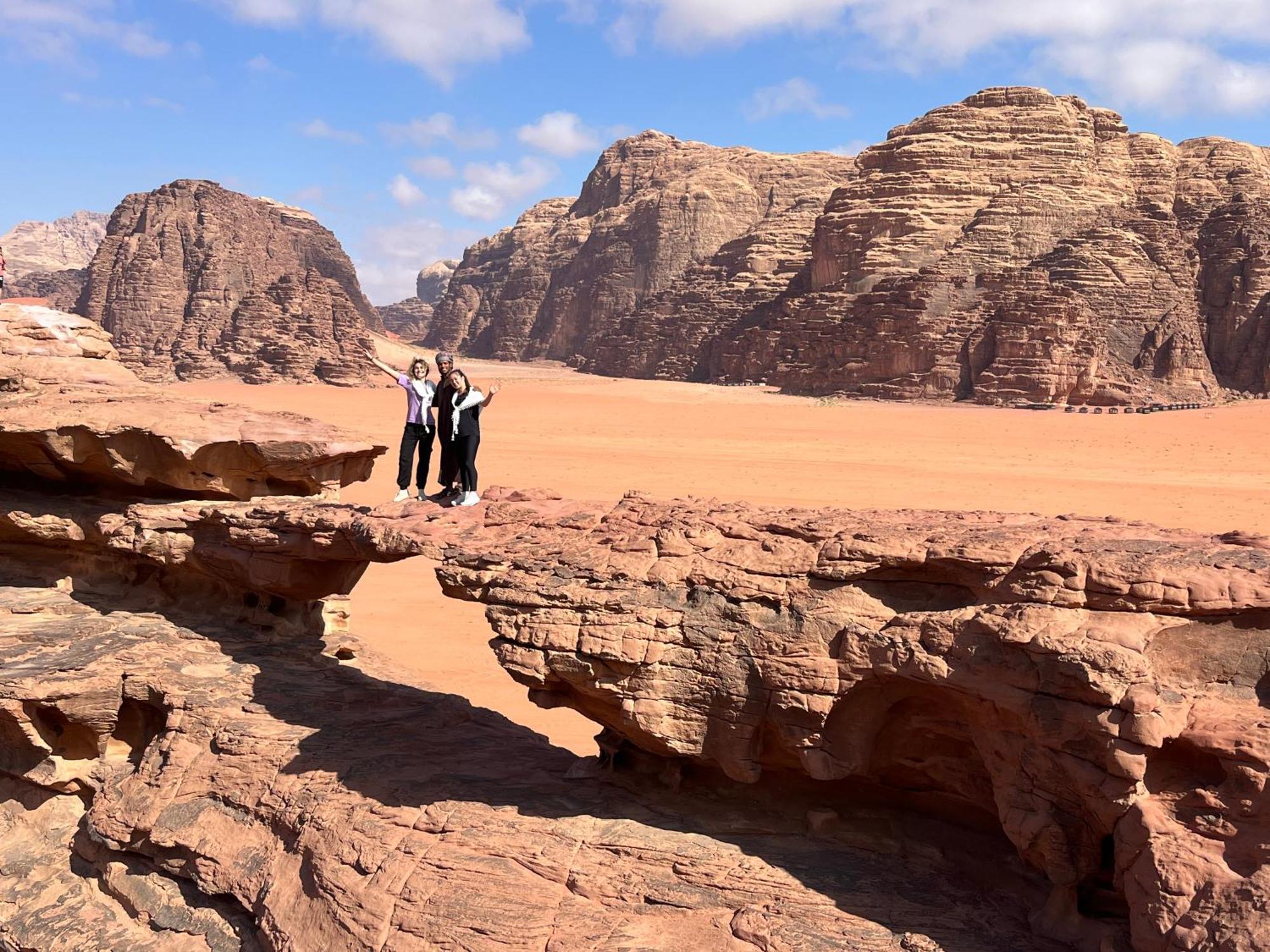 Wadi Rum Bedouin Heart Camp 外观 照片
