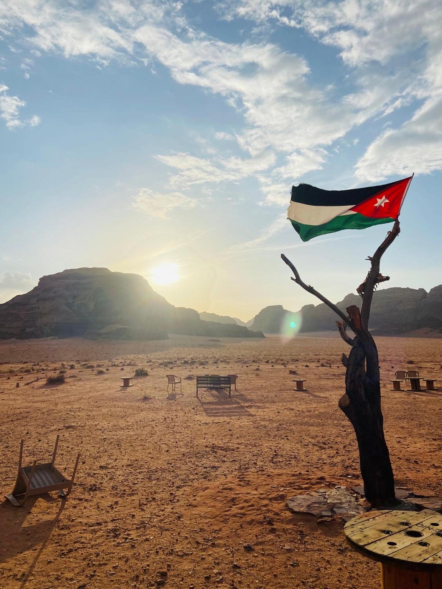 Wadi Rum Bedouin Heart Camp 外观 照片