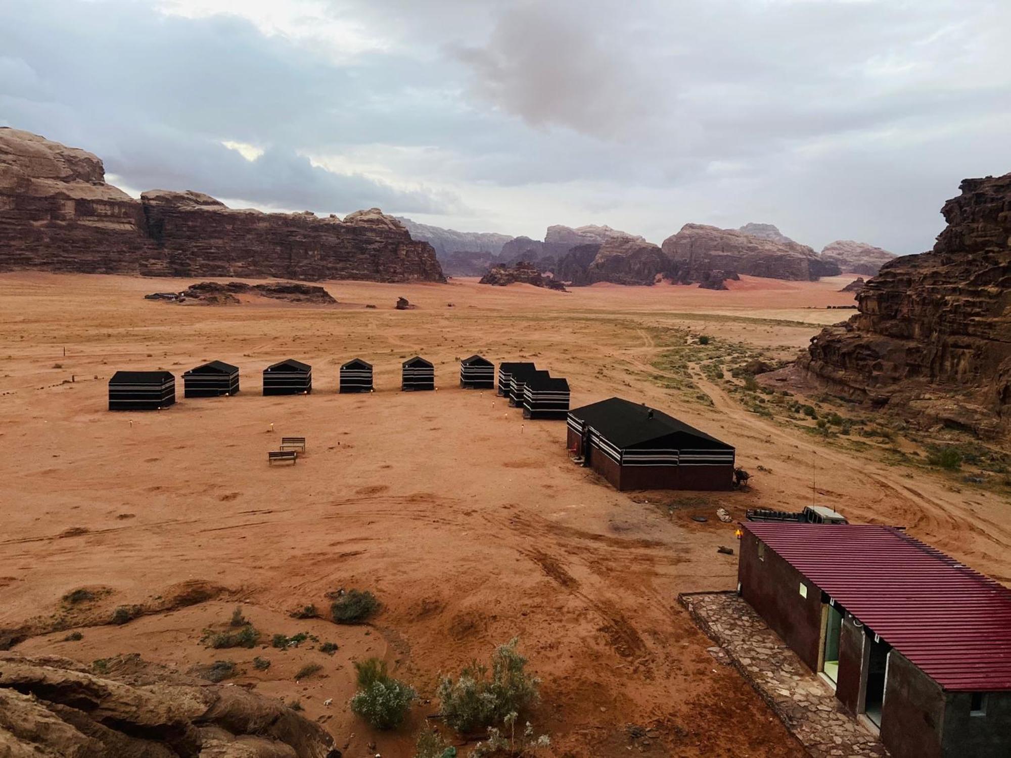 Wadi Rum Bedouin Heart Camp 外观 照片